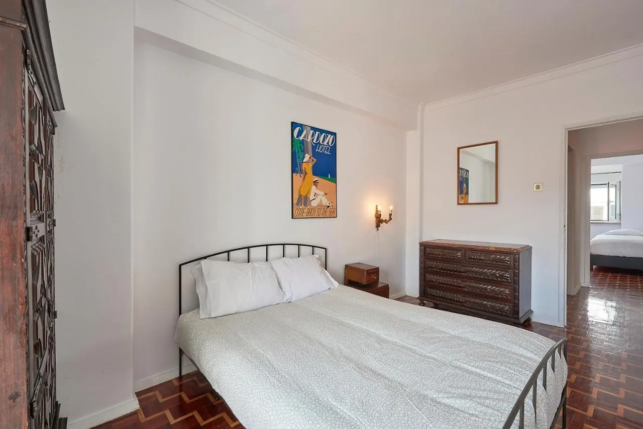 The Modest Apartamento Lisboa