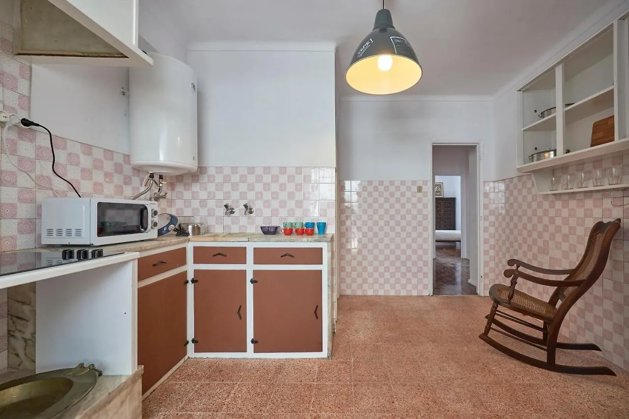 The Modest Apartman Lisboa 0*,  Portugália